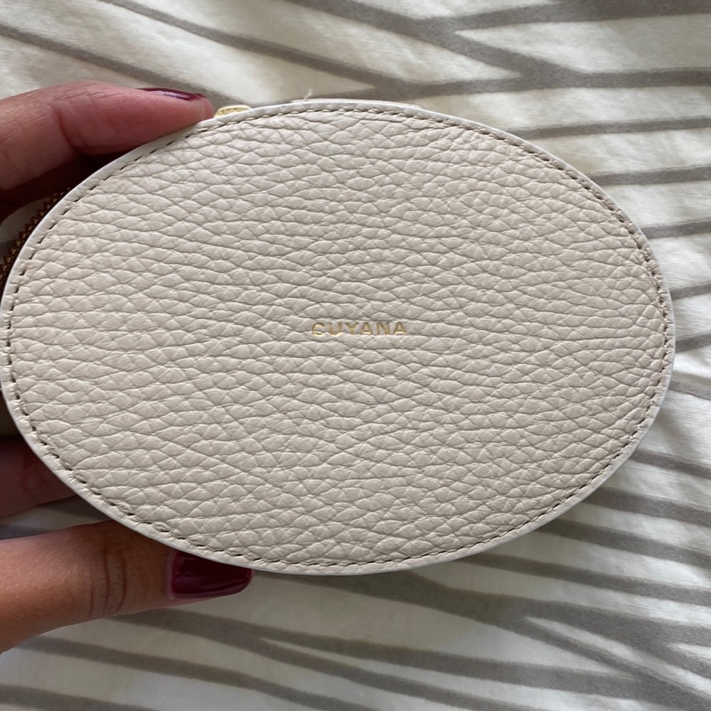 NWT Cuyana Small Jewellery case